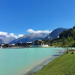 Hotel Les Merisiers 3*