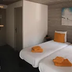 Hotel Les Merisiers 3*